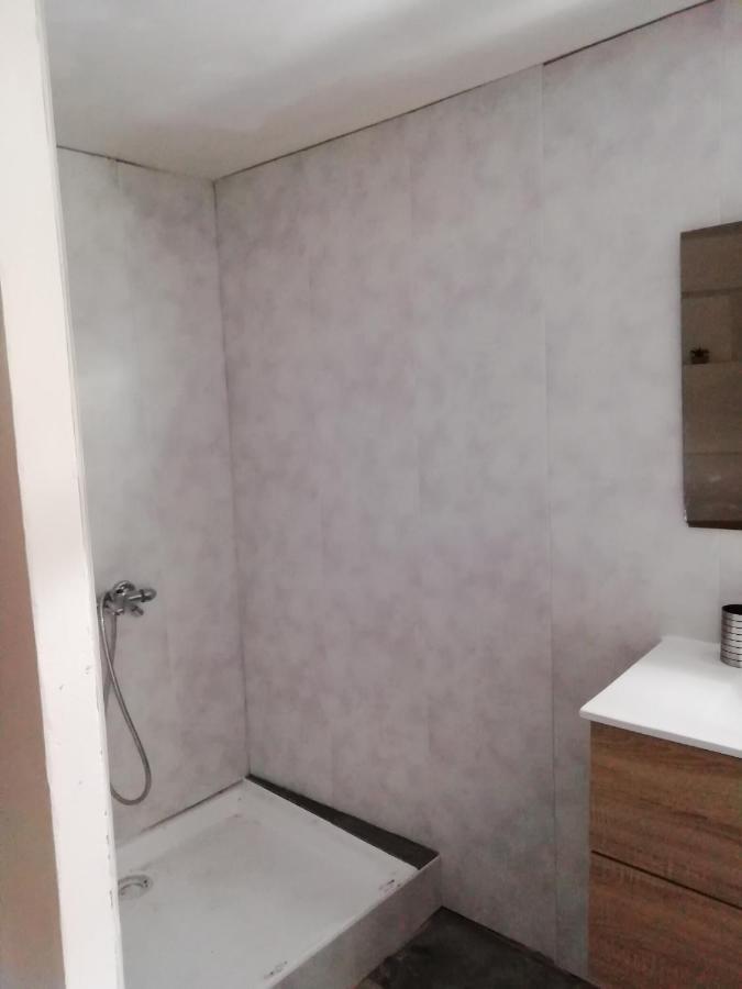 Ancienne Caserne Du Chateau Azille 외부 사진
