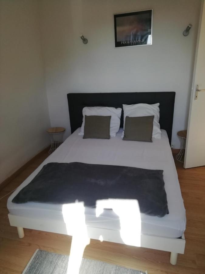 Ancienne Caserne Du Chateau Azille 외부 사진